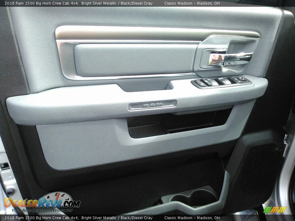 2018 Ram 1500 Big Horn Crew Cab 4x4 Bright Silver Metallic / Black/Diesel Gray Photo #3