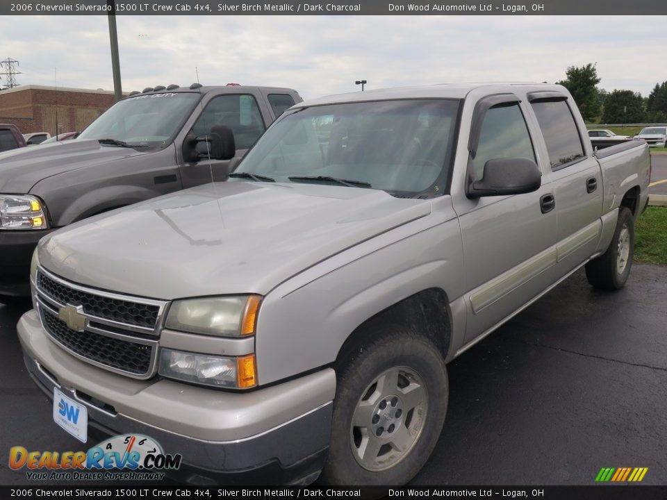 2006 Chevrolet Silverado 1500 LT Crew Cab 4x4 Silver Birch Metallic / Dark Charcoal Photo #3