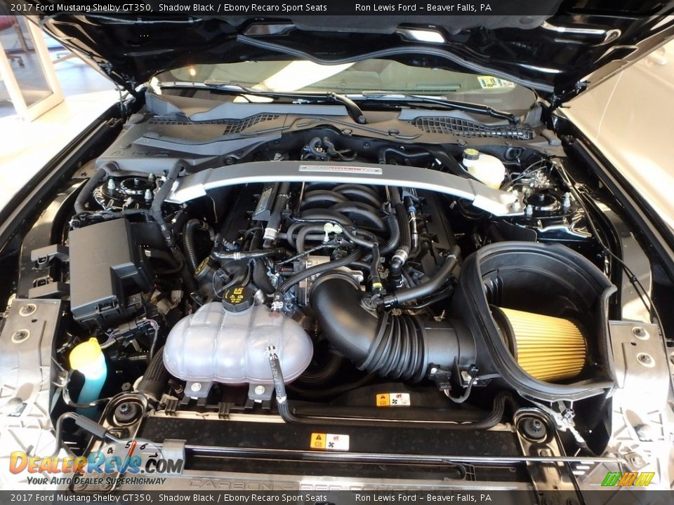 2017 Ford Mustang Shelby GT350 5.2 Liter DOHC 32-Valve Ti-VCT Flat Plane Crank V8 Engine Photo #2