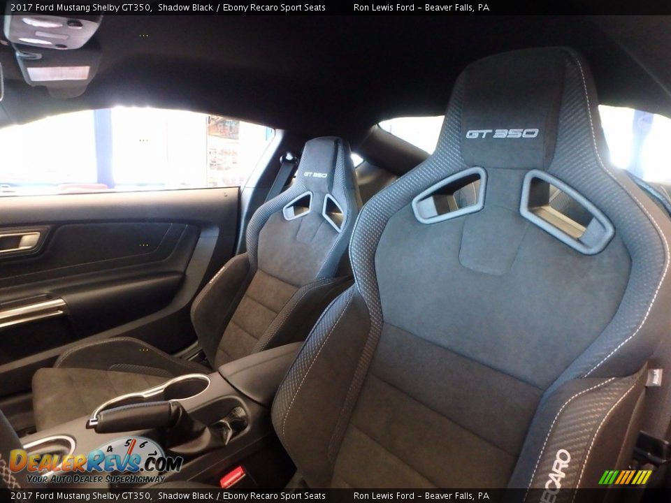 Front Seat of 2017 Ford Mustang Shelby GT350 Photo #9