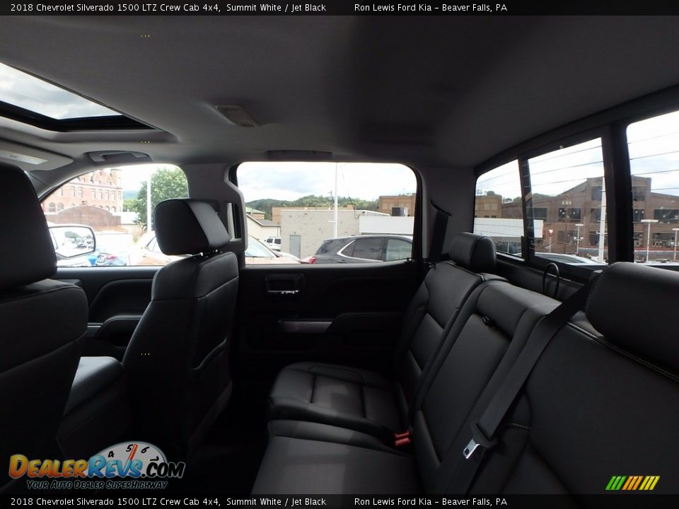 2018 Chevrolet Silverado 1500 LTZ Crew Cab 4x4 Summit White / Jet Black Photo #11