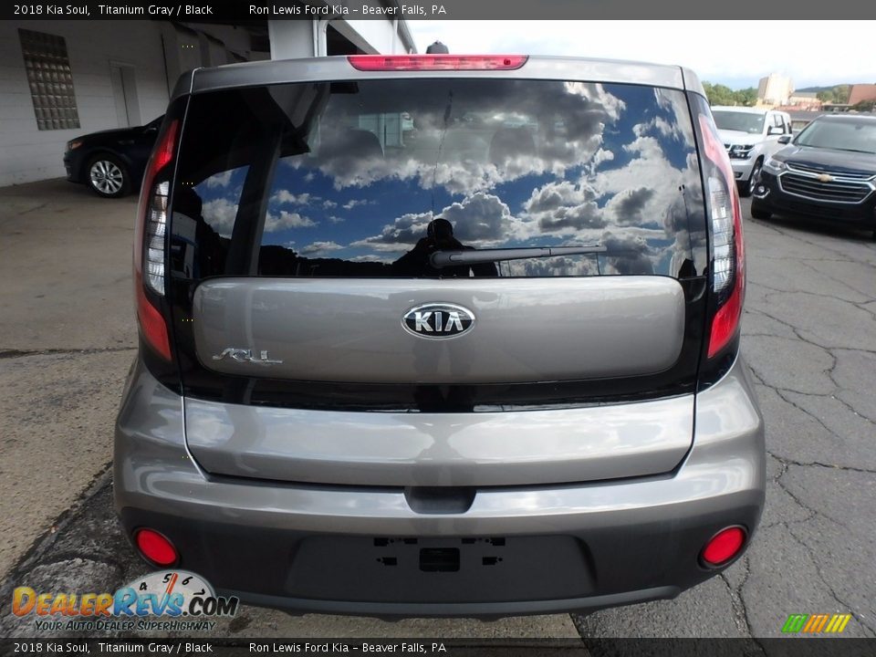 2018 Kia Soul Titanium Gray / Black Photo #3