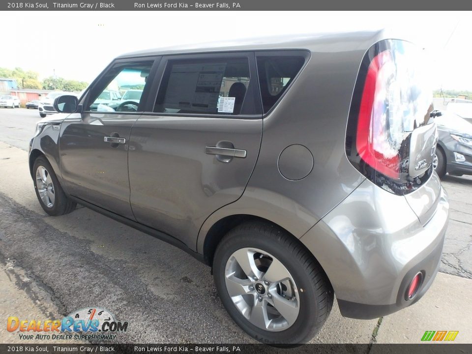 2018 Kia Soul Titanium Gray / Black Photo #5