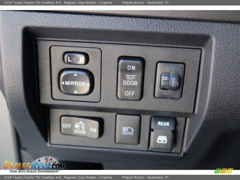 2018 Toyota Tundra TSS CrewMax 4x4 Magnetic Gray Metallic / Graphite Photo #19