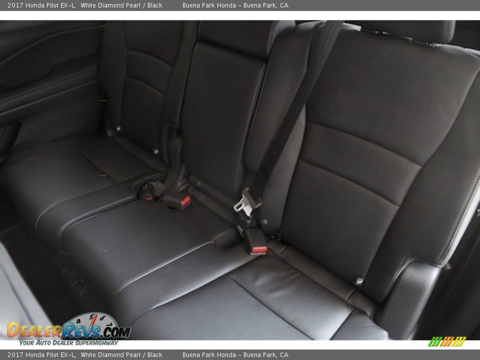2017 Honda Pilot EX-L White Diamond Pearl / Black Photo #16