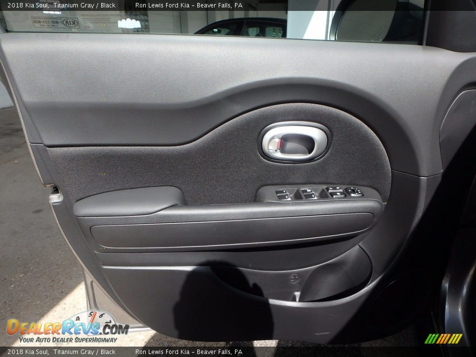 2018 Kia Soul Titanium Gray / Black Photo #14