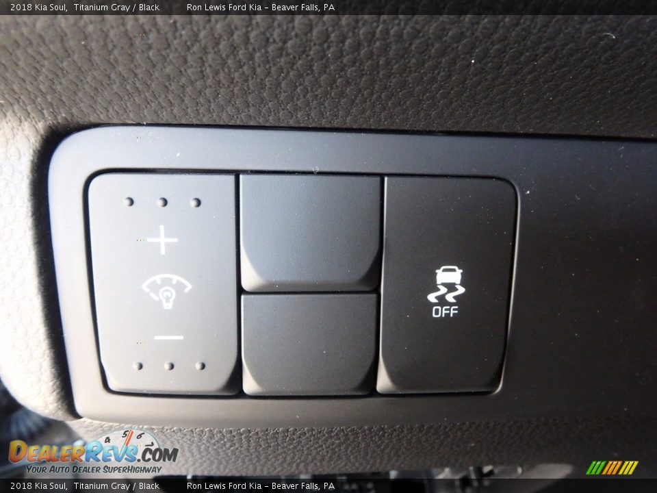 2018 Kia Soul Titanium Gray / Black Photo #18