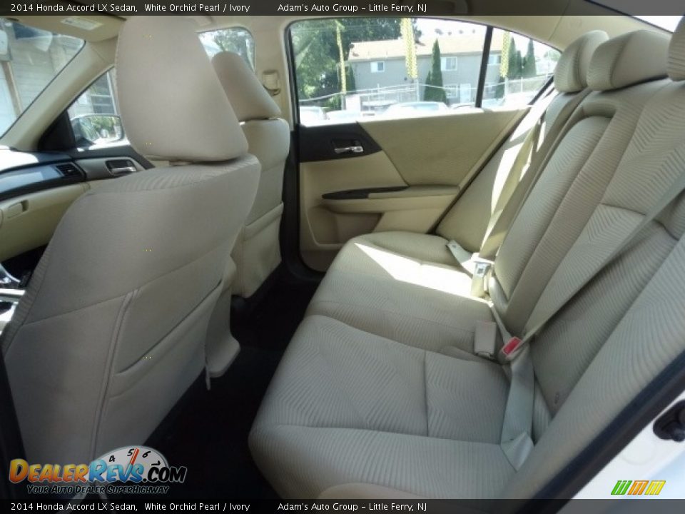 2014 Honda Accord LX Sedan White Orchid Pearl / Ivory Photo #11