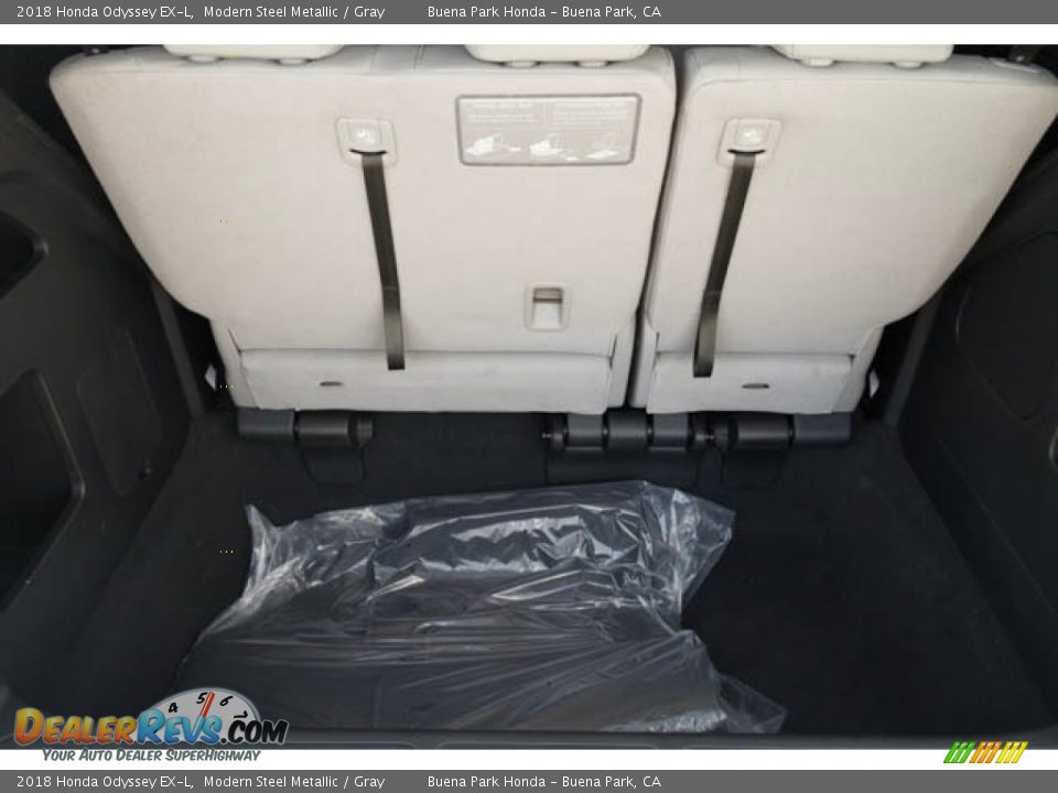 2018 Honda Odyssey EX-L Modern Steel Metallic / Gray Photo #16