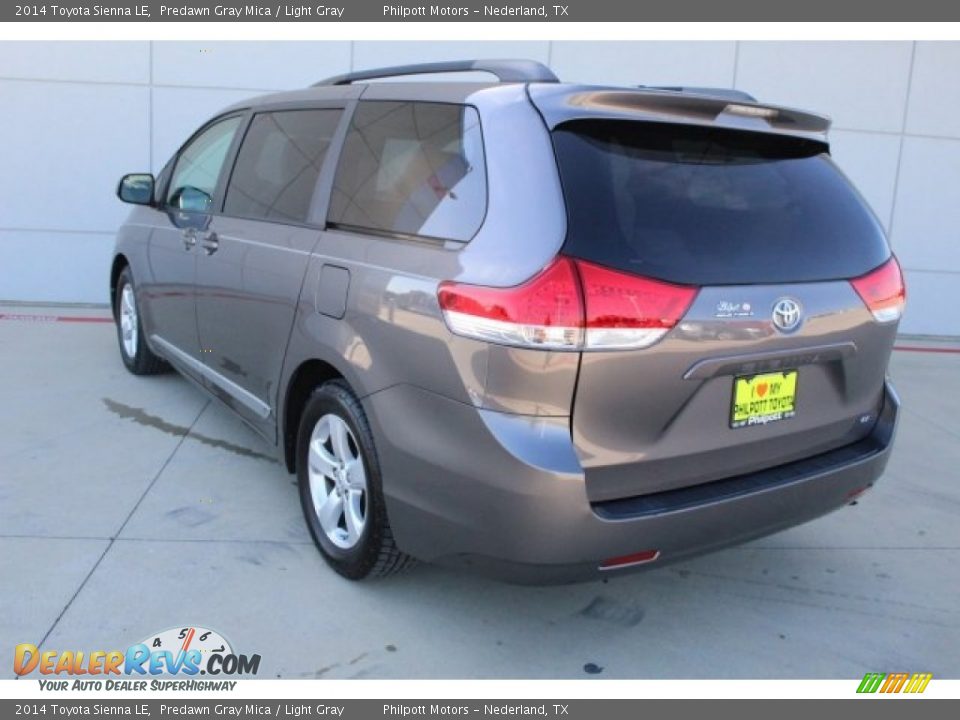 2014 Toyota Sienna LE Predawn Gray Mica / Light Gray Photo #7