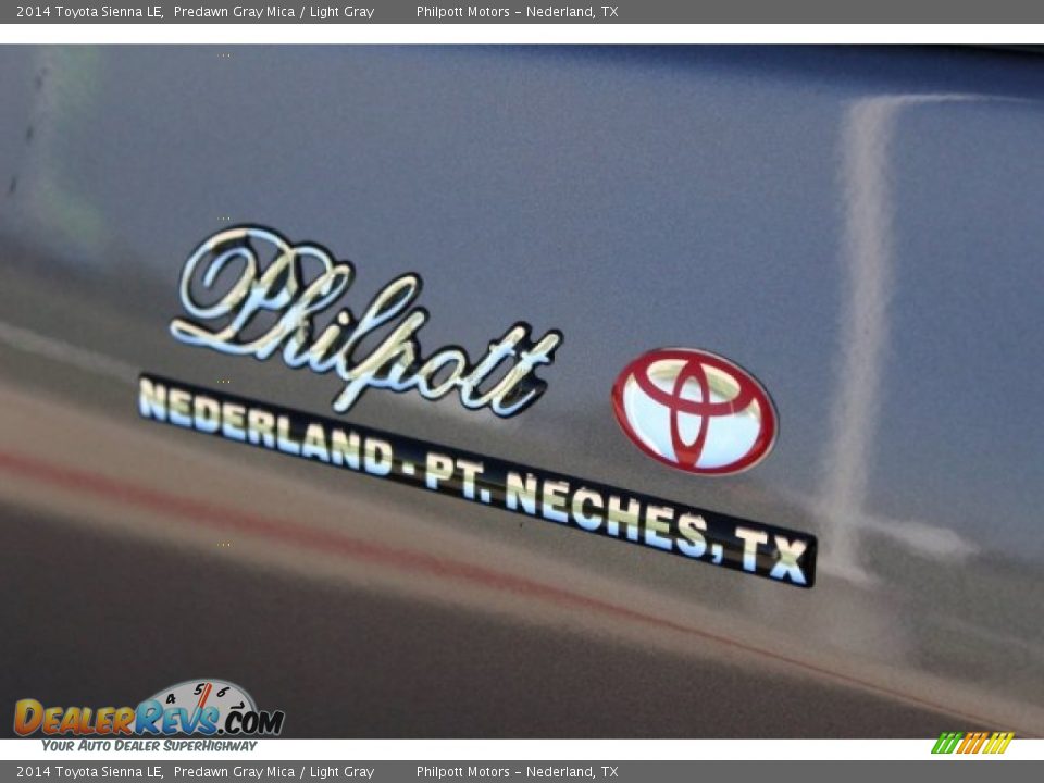 2014 Toyota Sienna LE Predawn Gray Mica / Light Gray Photo #9