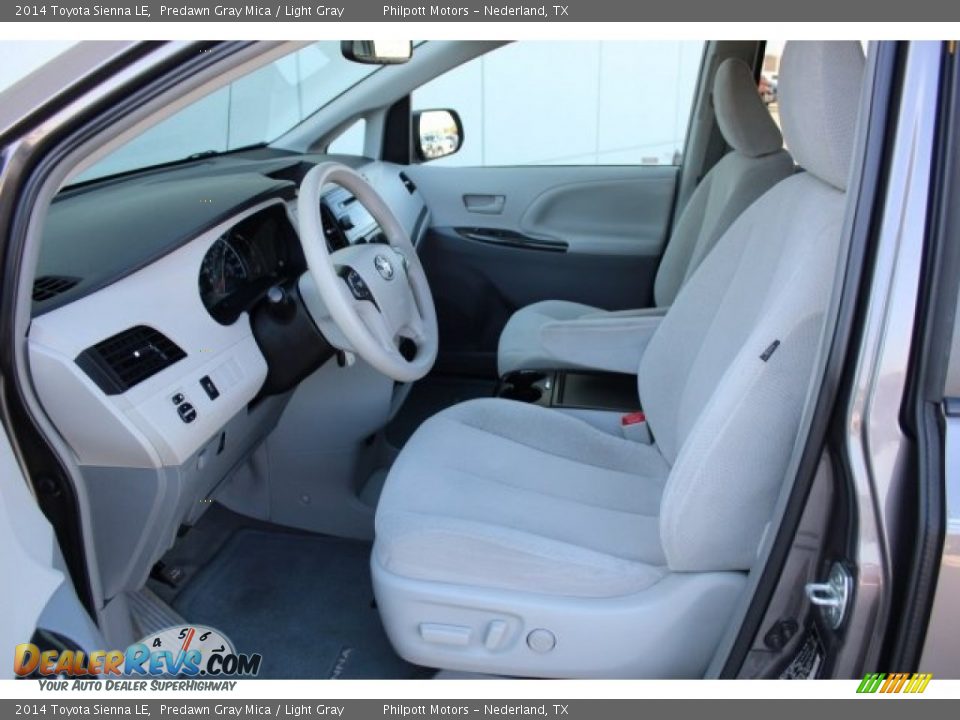 2014 Toyota Sienna LE Predawn Gray Mica / Light Gray Photo #12