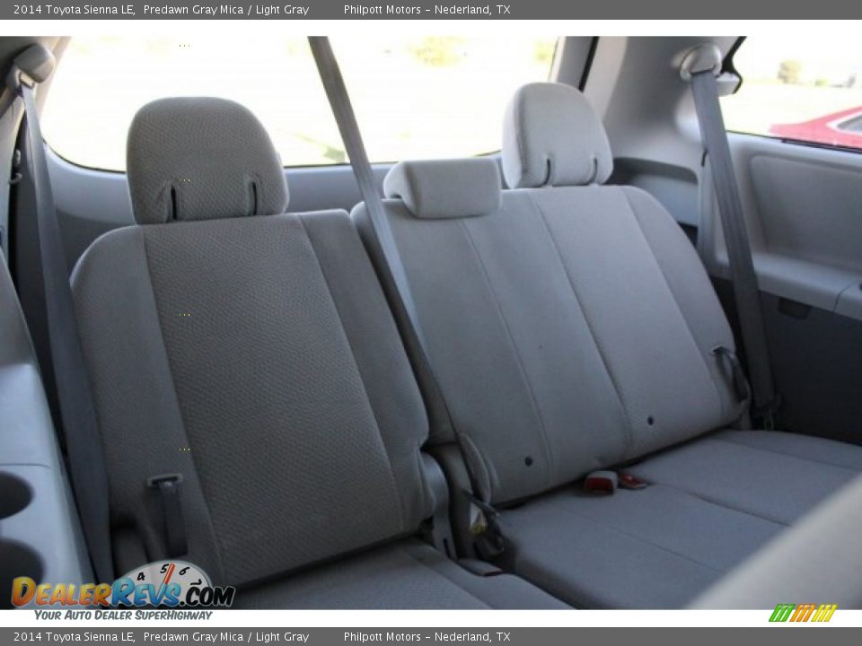 2014 Toyota Sienna LE Predawn Gray Mica / Light Gray Photo #27