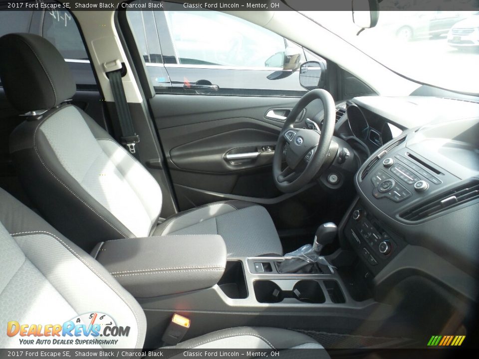 2017 Ford Escape SE Shadow Black / Charcoal Black Photo #4