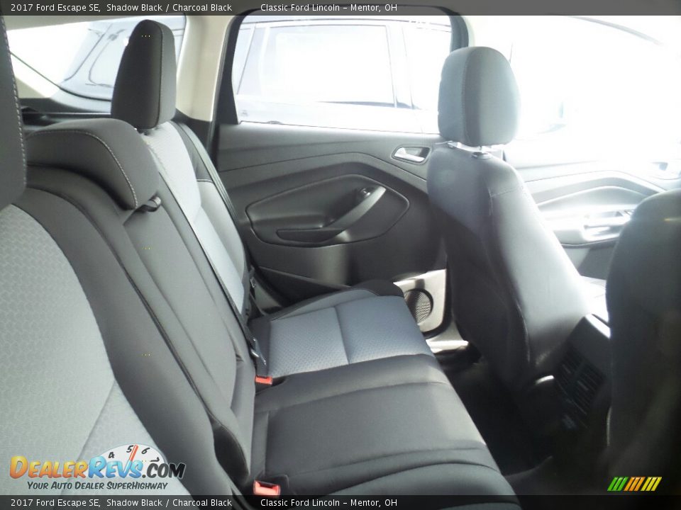 2017 Ford Escape SE Shadow Black / Charcoal Black Photo #5