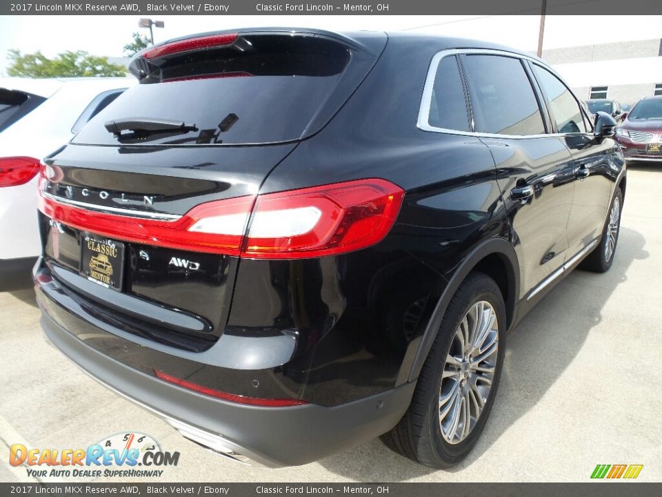 2017 Lincoln MKX Reserve AWD Black Velvet / Ebony Photo #3