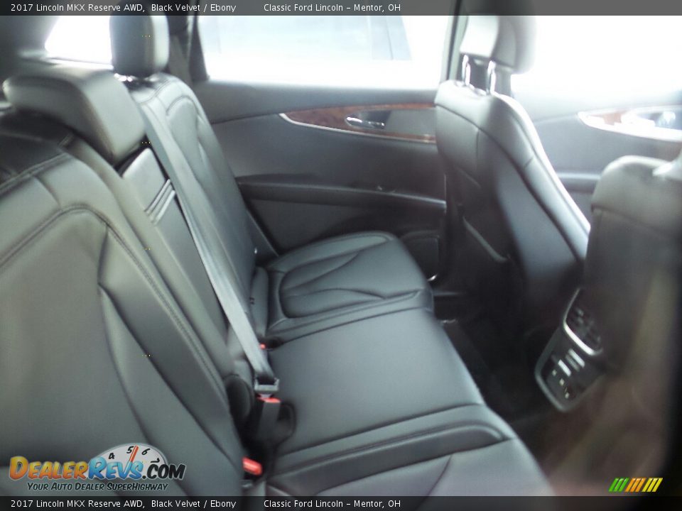2017 Lincoln MKX Reserve AWD Black Velvet / Ebony Photo #5