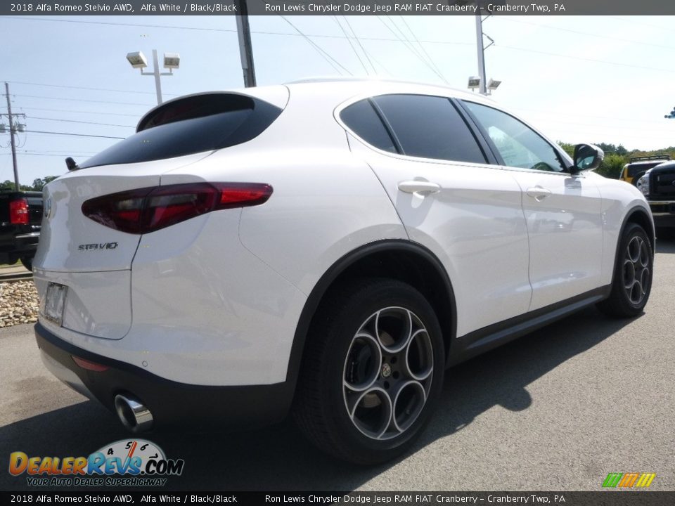 2018 Alfa Romeo Stelvio AWD Alfa White / Black/Black Photo #8