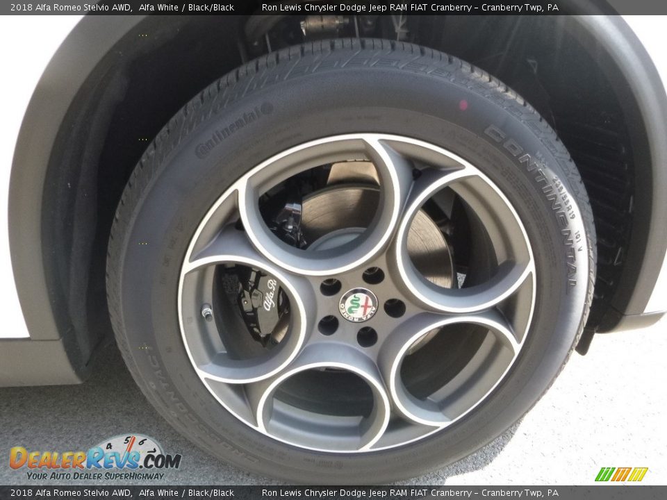 2018 Alfa Romeo Stelvio AWD Alfa White / Black/Black Photo #12