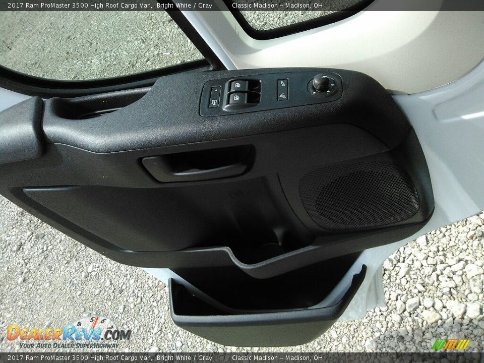 2017 Ram ProMaster 3500 High Roof Cargo Van Bright White / Gray Photo #4