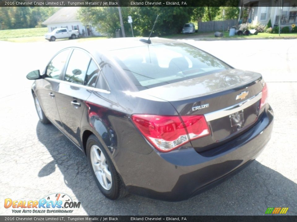 2016 Chevrolet Cruze Limited LT Tungsten Metallic / Jet Black Photo #8