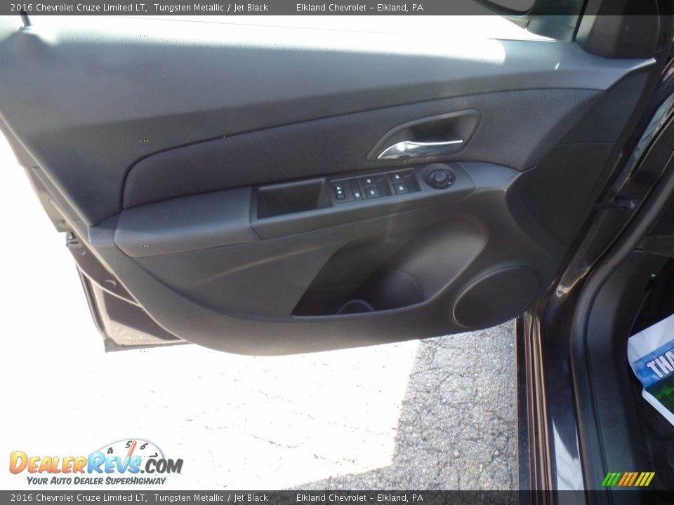 2016 Chevrolet Cruze Limited LT Tungsten Metallic / Jet Black Photo #14