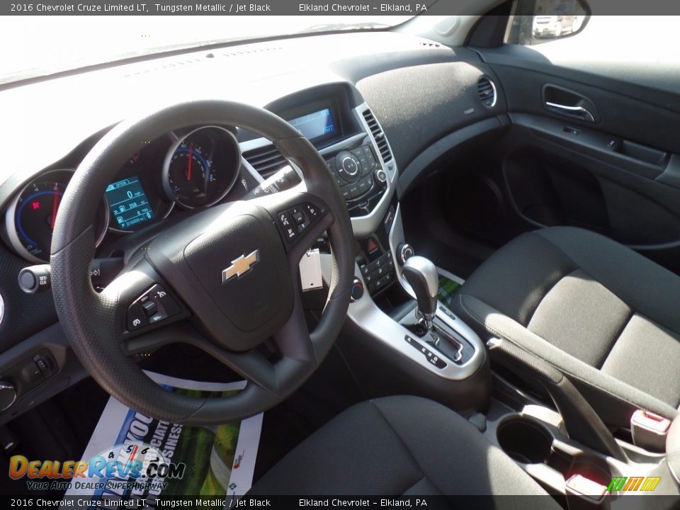 2016 Chevrolet Cruze Limited LT Tungsten Metallic / Jet Black Photo #17