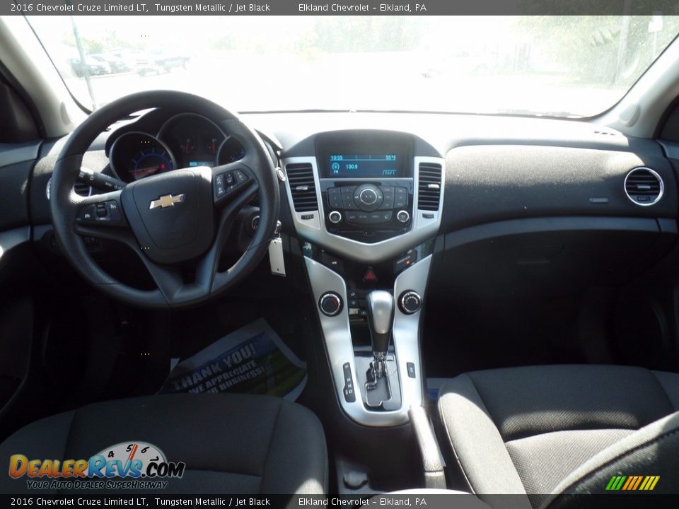 2016 Chevrolet Cruze Limited LT Tungsten Metallic / Jet Black Photo #29