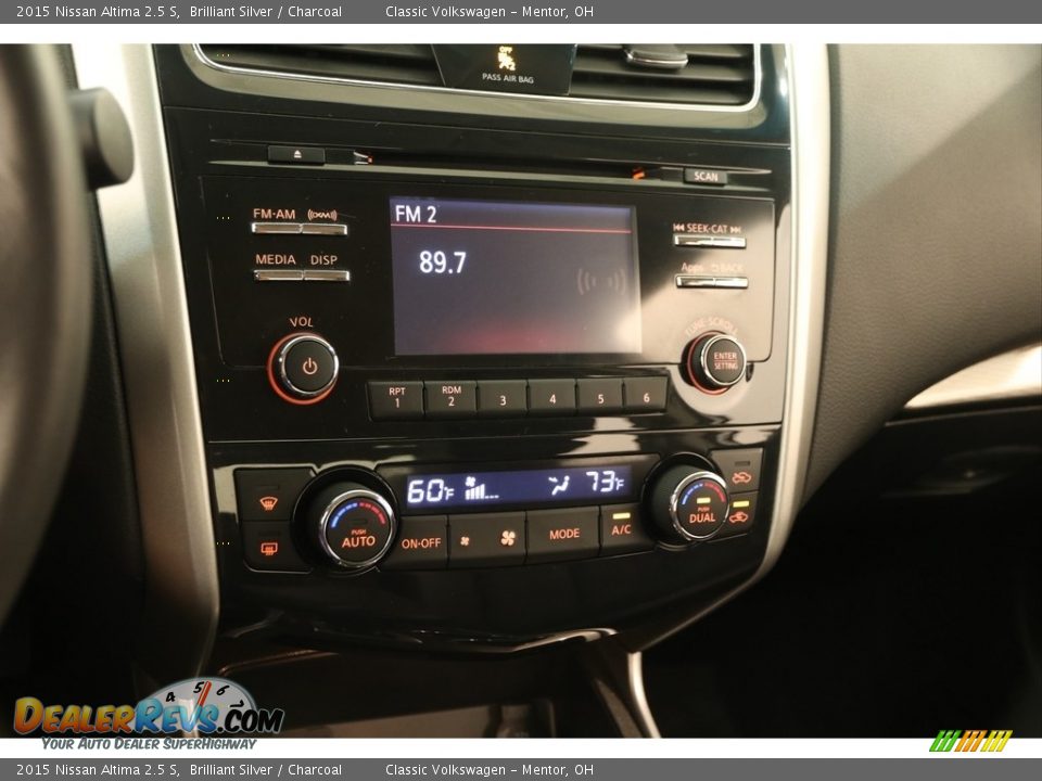 2015 Nissan Altima 2.5 S Brilliant Silver / Charcoal Photo #10
