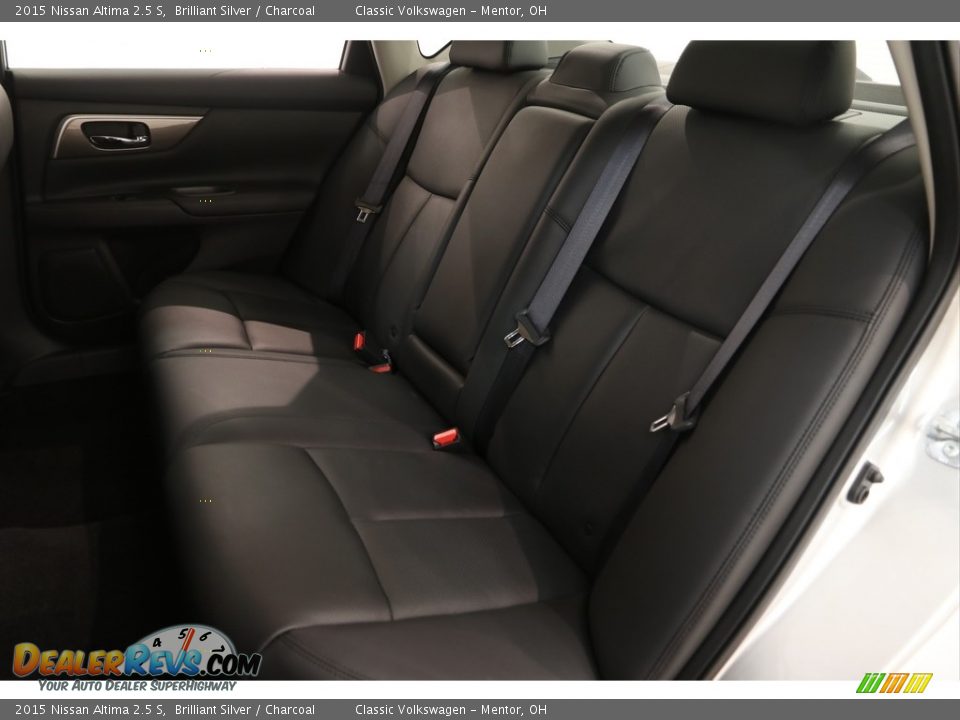 2015 Nissan Altima 2.5 S Brilliant Silver / Charcoal Photo #17