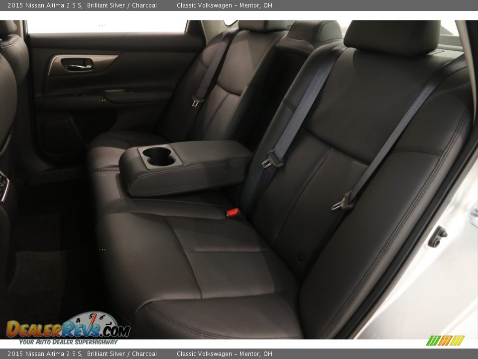 2015 Nissan Altima 2.5 S Brilliant Silver / Charcoal Photo #18