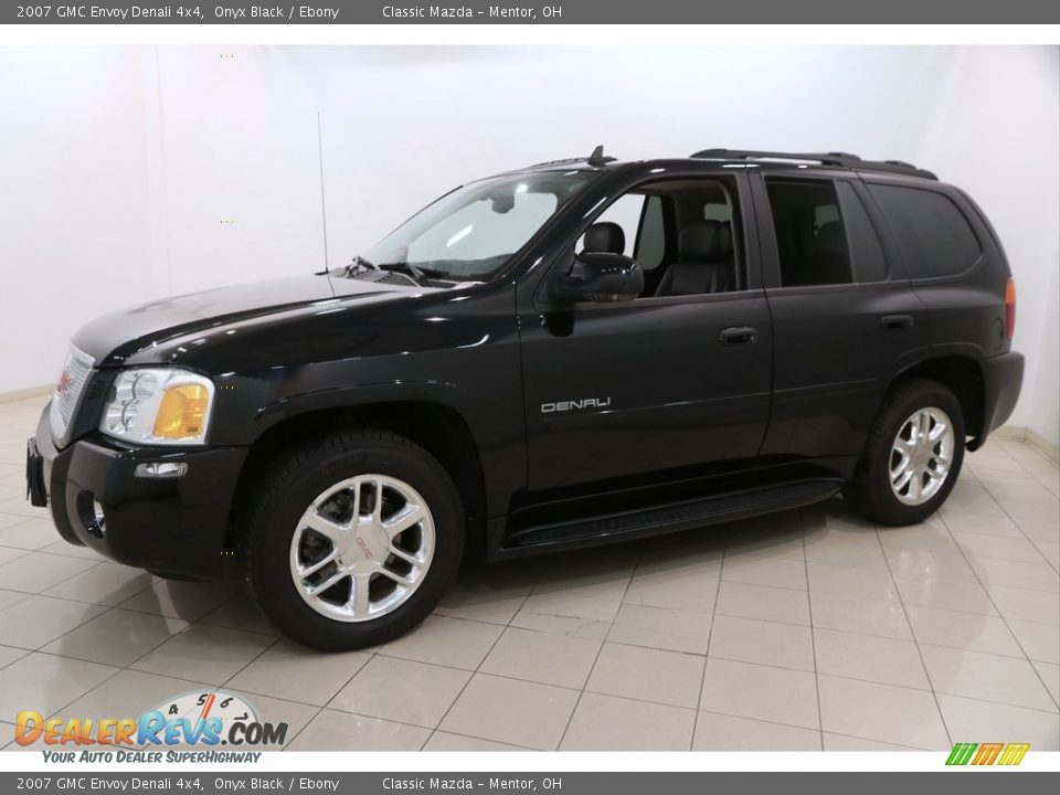 2007 GMC Envoy Denali 4x4 Onyx Black / Ebony Photo #3