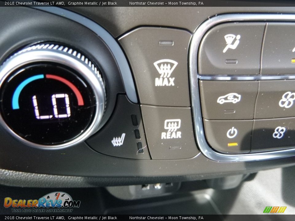 2018 Chevrolet Traverse LT AWD Graphite Metallic / Jet Black Photo #20