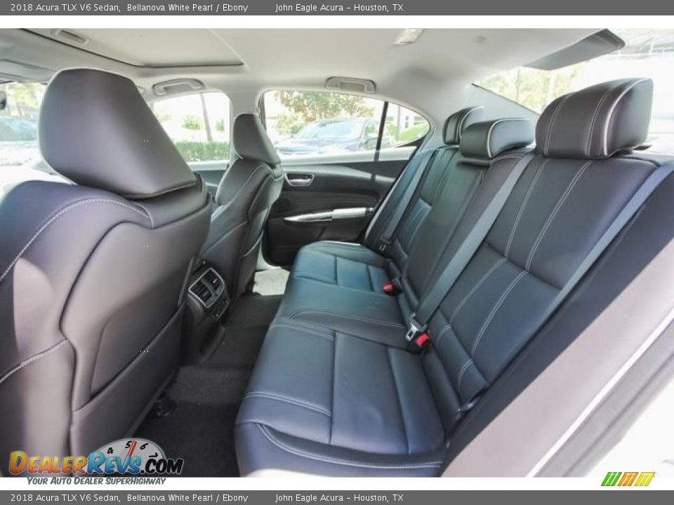 2018 Acura TLX V6 Sedan Bellanova White Pearl / Ebony Photo #17