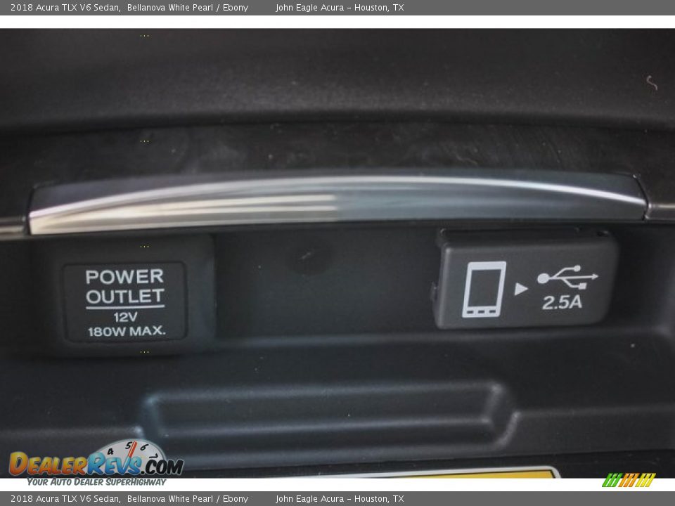 2018 Acura TLX V6 Sedan Bellanova White Pearl / Ebony Photo #33