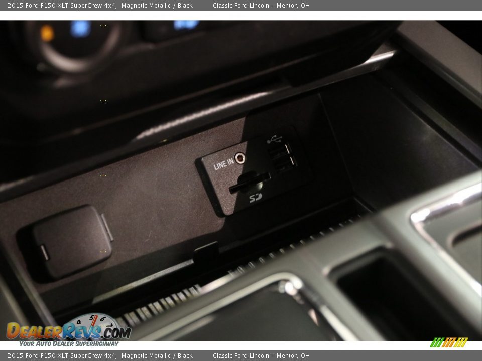 2015 Ford F150 XLT SuperCrew 4x4 Magnetic Metallic / Black Photo #13