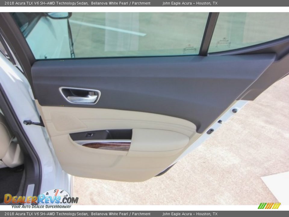 2018 Acura TLX V6 SH-AWD Technology Sedan Bellanova White Pearl / Parchment Photo #23