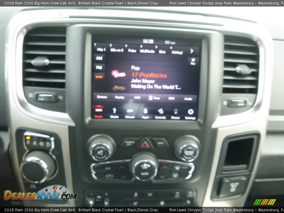 2018 Ram 1500 Big Horn Crew Cab 4x4 Brilliant Black Crystal Pearl / Black/Diesel Gray Photo #17