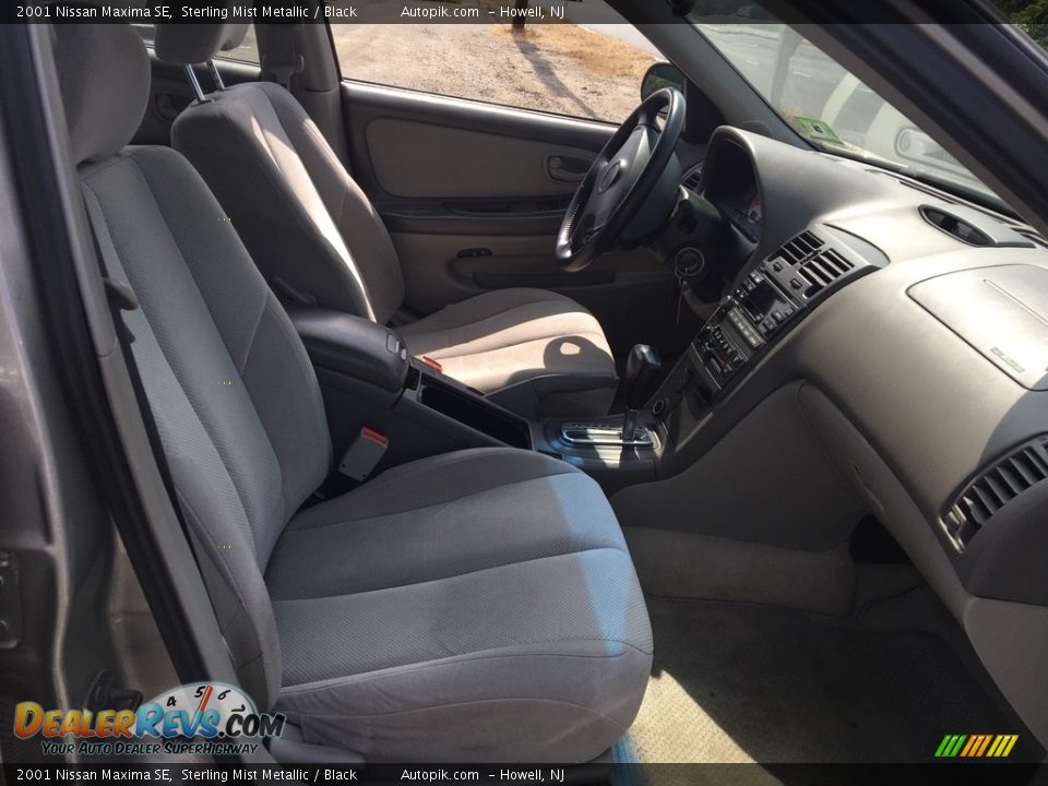 2001 Nissan Maxima SE Sterling Mist Metallic / Black Photo #10