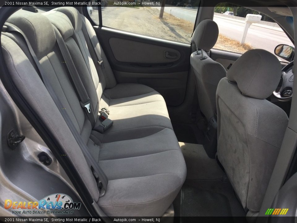 2001 Nissan Maxima SE Sterling Mist Metallic / Black Photo #11