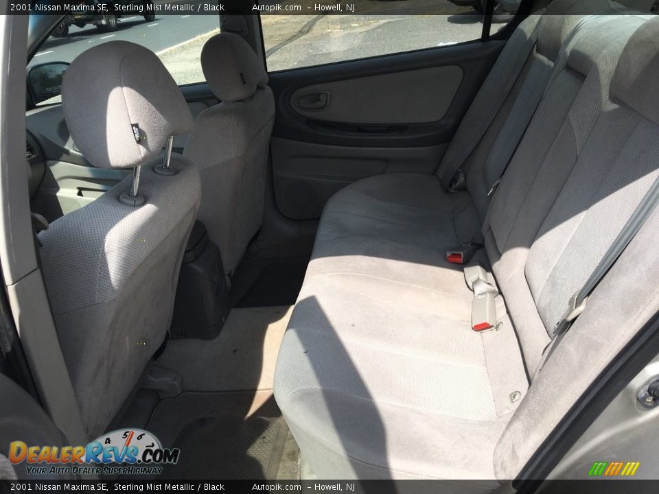2001 Nissan Maxima SE Sterling Mist Metallic / Black Photo #17