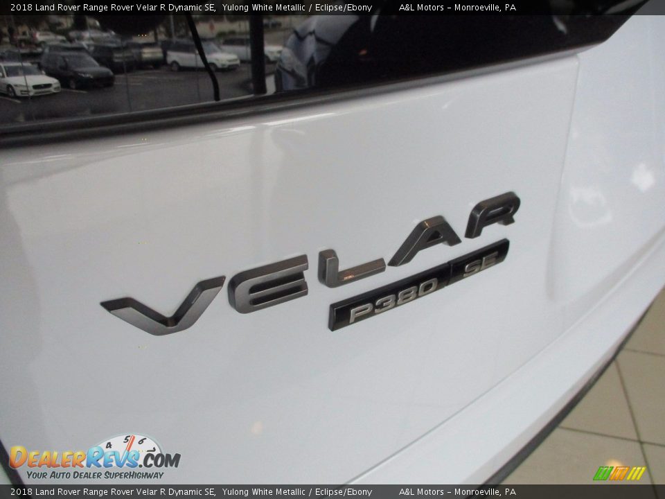 2018 Land Rover Range Rover Velar R Dynamic SE Yulong White Metallic / Eclipse/Ebony Photo #7