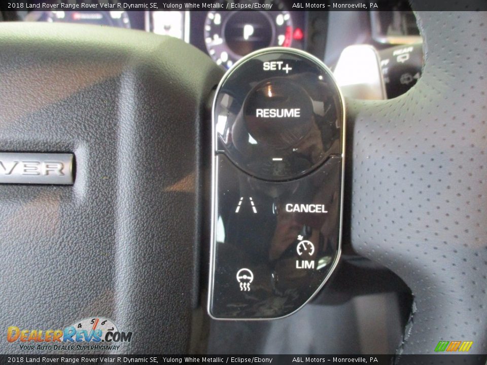 2018 Land Rover Range Rover Velar R Dynamic SE Yulong White Metallic / Eclipse/Ebony Photo #18