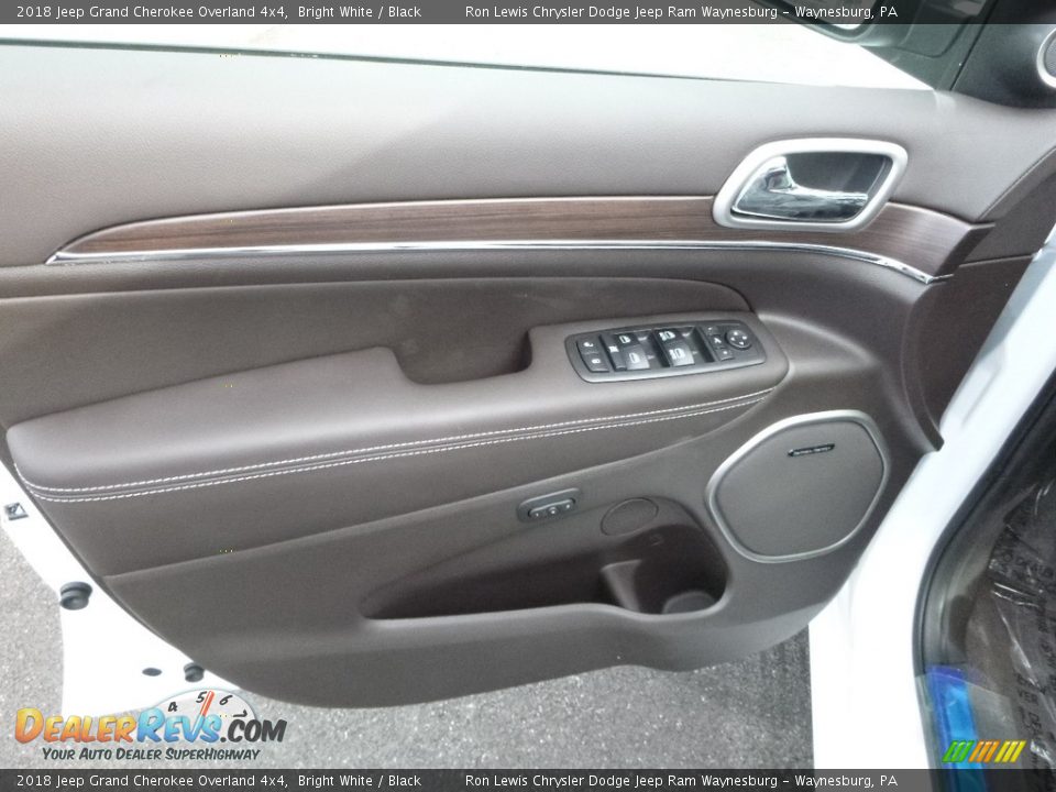 2018 Jeep Grand Cherokee Overland 4x4 Bright White / Black Photo #13