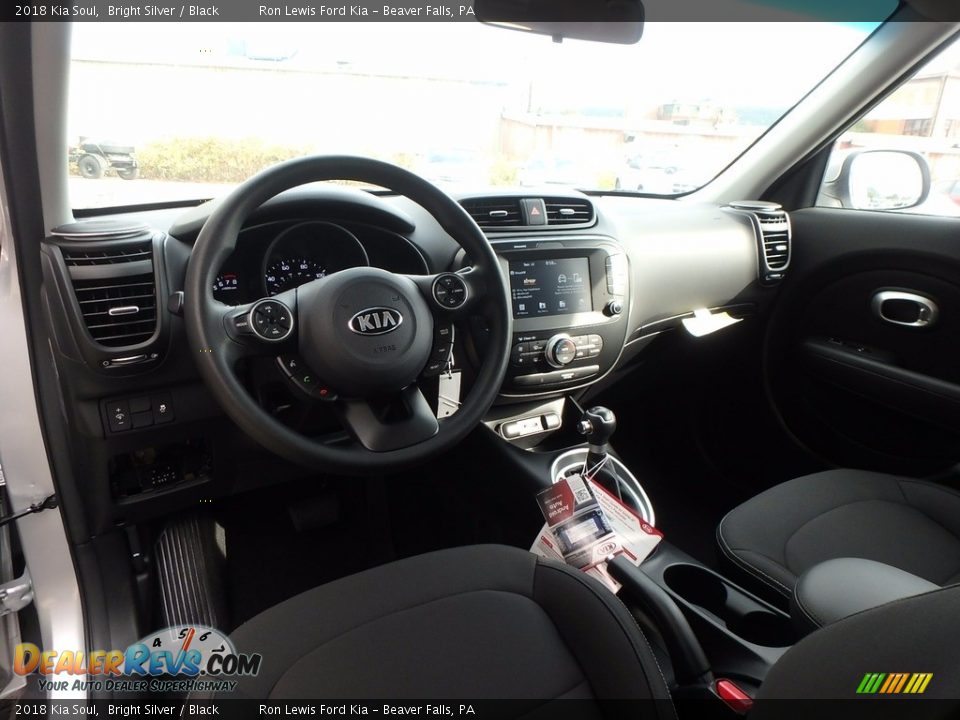 2018 Kia Soul Bright Silver / Black Photo #13