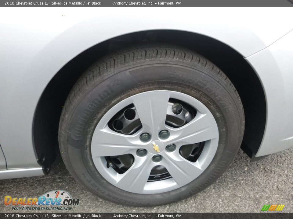 2018 Chevrolet Cruze LS Silver Ice Metallic / Jet Black Photo #2