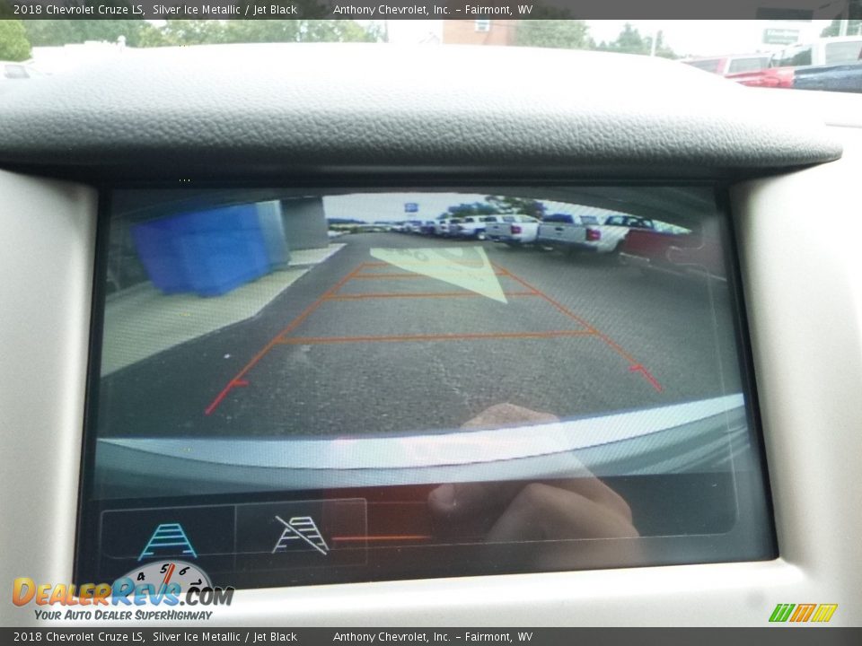 2018 Chevrolet Cruze LS Silver Ice Metallic / Jet Black Photo #19