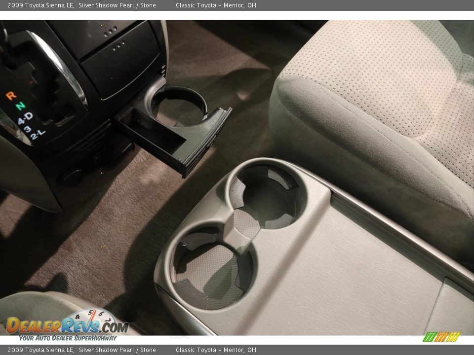2009 Toyota Sienna LE Silver Shadow Pearl / Stone Photo #12
