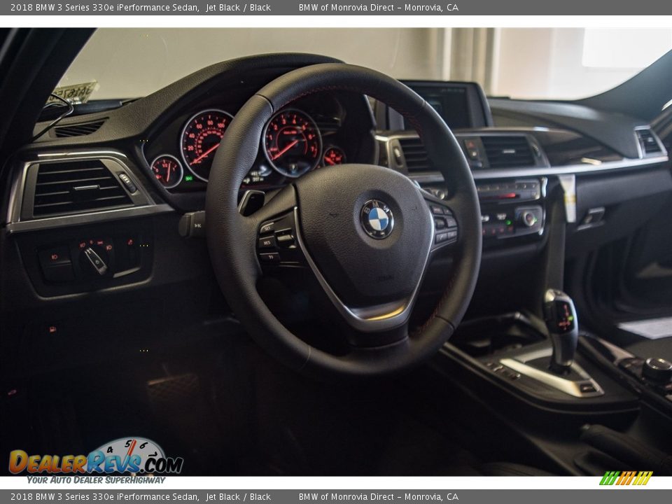 2018 BMW 3 Series 330e iPerformance Sedan Jet Black / Black Photo #5