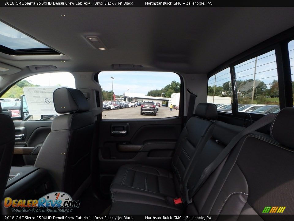 2018 GMC Sierra 2500HD Denali Crew Cab 4x4 Onyx Black / Jet Black Photo #11